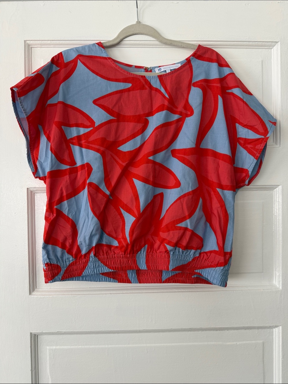 Southern Tide Red, Orange, and Blue Leaf Print Top XL
